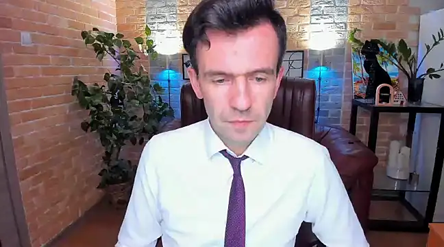 Snapshot of SteveTiger chatting on March 11, 2025, 4:18 pm SteveTiger online show from March 11, 2025, 4:18 pm