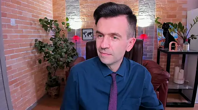 Snapshot of SteveTiger chatting on March 20, 2025, 11:05 am SteveTiger online show from March 20, 2025, 11:05 am