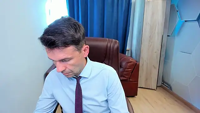 Snapshot of SteveTiger chatting on September 9, 2025, 9:31 am SteveTiger online show from September 9, 2025, 9:31 am