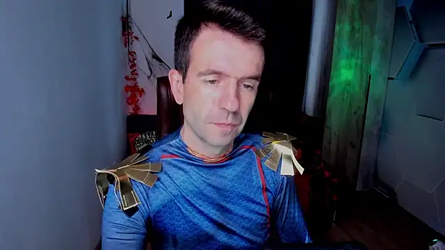 Snapshot of SteveTiger chatting on November 1, 2025, 11:56 am SteveTiger online show from November 1, 2025, 11:56 am