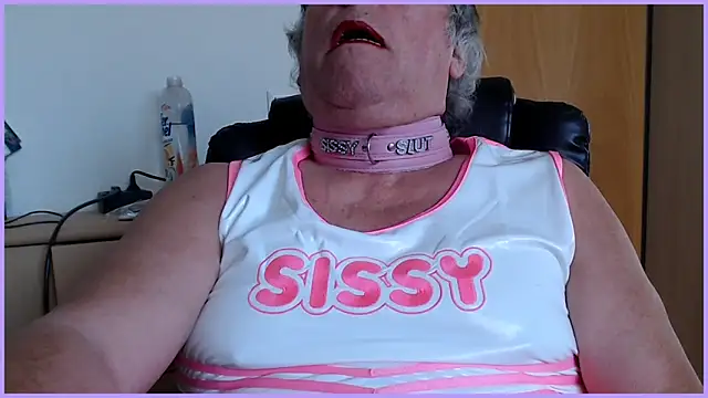 Sissygera online show from September 23, 2025, 3:04 pm