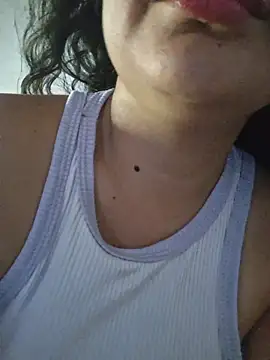 Snapshot of blerstefan1 chatting on October 17, 2025, 12:41 pm blerstefan1 online show from October 17, 2025, 12:41 pm