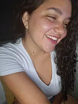 Snapshot of blerstefan1 chatting on October 21, 2025, 8:59 am blerstefan1 online show from October 21, 2025, 8:59 am