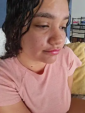 Snapshot of blerstefan1 chatting on October 22, 2025, 12:49 pm blerstefan1 online show from October 22, 2025, 12:49 pm