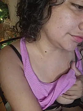 Snapshot of blerstefan1 chatting on December 3, 2025, 11:52 am blerstefan1 online show from December 3, 2025, 11:52 am