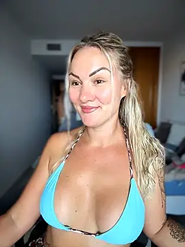 Snapshot of NastyMilf_ chatting on July 13, 2026, 8:39 am NastyMilf online show from July 13, 2026, 8:39 am
