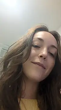 molly marmalade  online show from April 18, 2026, 7:58 pm