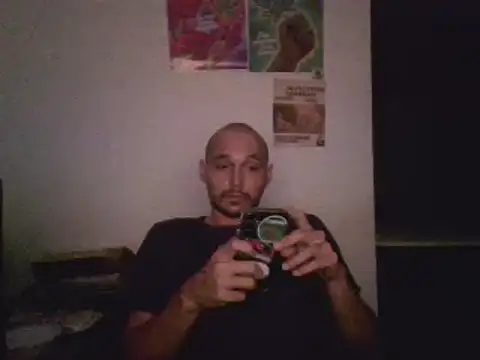 universitario-col online show from December 5, 2024, 2:42 am