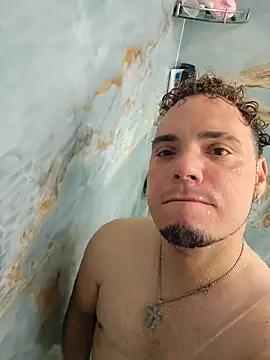 Snapshot of latinoflpr chatting on September 14, 2025, 2:44 am latinoflpr online show from September 14, 2025, 2:44 am