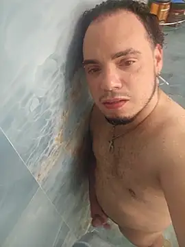 Snapshot of latinoflpr chatting on November 27, 2025, 9:28 pm latinoflpr online show from November 27, 2025, 9:28 pm