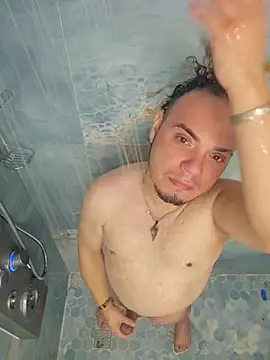 Snapshot of latinoflpr chatting on December 15, 2025, 3:00 am latinoflpr online show from December 15, 2025, 3:00 am