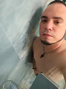 Snapshot of latinoflpr chatting on January 12, 2026, 1:55 am latinoflpr online show from January 12, 2026, 1:55 am