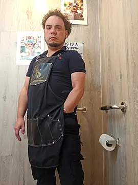 Snapshot of latinoflpr chatting on February 6, 2026, 8:34 pm latinoflpr online show from February 6, 2026, 8:34 pm