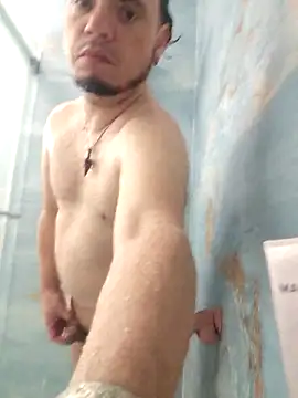 Snapshot of latinoflpr chatting on February 26, 2026, 6:45 am latinoflpr online show from February 26, 2026, 6:45 am