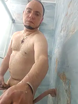 latinoflpr online show from April 4, 2026, 1:15 am