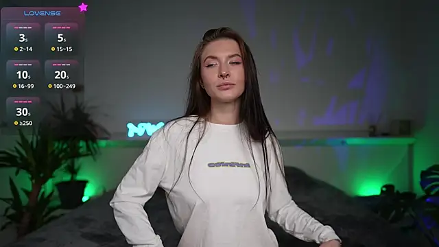 Snapshot of Erotic_Saga chatting on January 17, 2025, 5:41 pm Erotic Saga online show from January 17, 2025, 5:41 pm