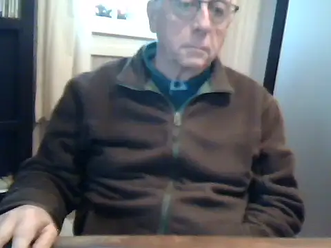 Snapshot of johnjohn622662 chatting on November 21, 2025, 4:05 pm johnjohn622662 online show from November 21, 2025, 4:05 pm