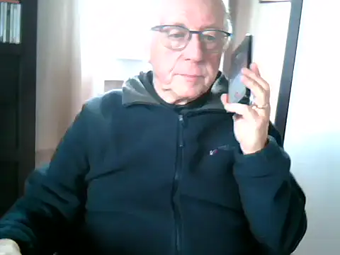 johnjohn622662 online show from February 10, 2026, 2:32 pm