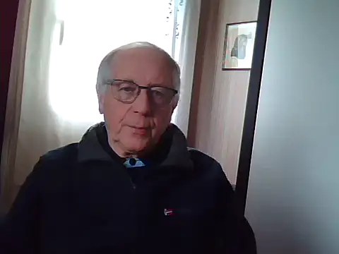 johnjohn622662 online show from February 14, 2026, 1:52 pm