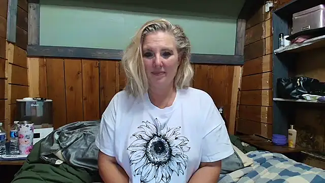 lisaxlovexxx online show from March 20, 2026, 4:28 am