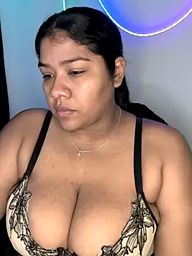 paola091 online show from February 19, 2026, 11:39 am