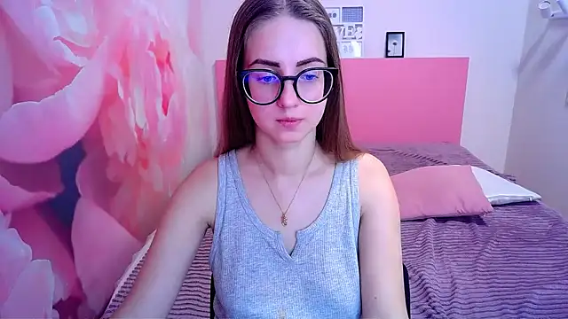 AliceAdams online show from January 13, 2025, 7:32 am