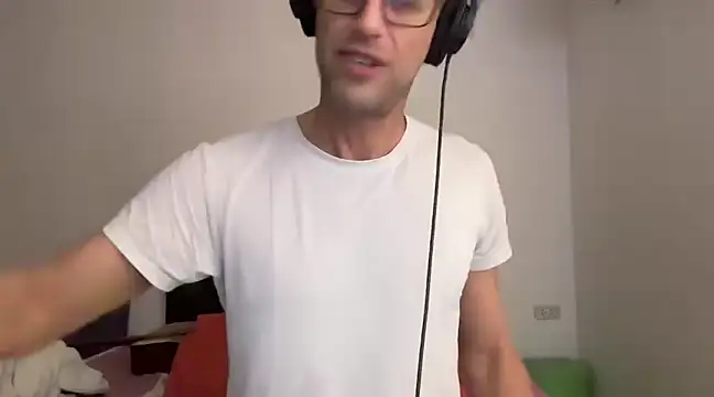 CamCrestXXX online show from January 12, 2025, 12:23 pm