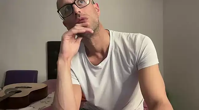 CamCrestXXX online show from January 13, 2025, 12:45 pm