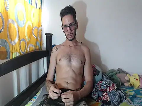 alisterxxx online show from February 3, 2026, 4:34 pm