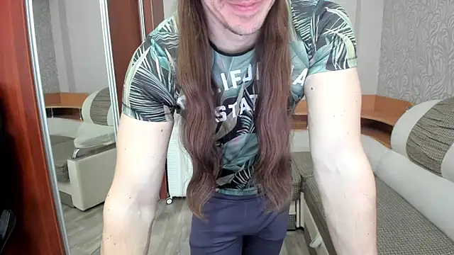 Marrymepls online show from February 17, 2026, 6:10 am