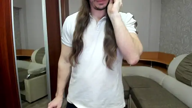 Marrymepls online show from March 1, 2026, 2:52 pm