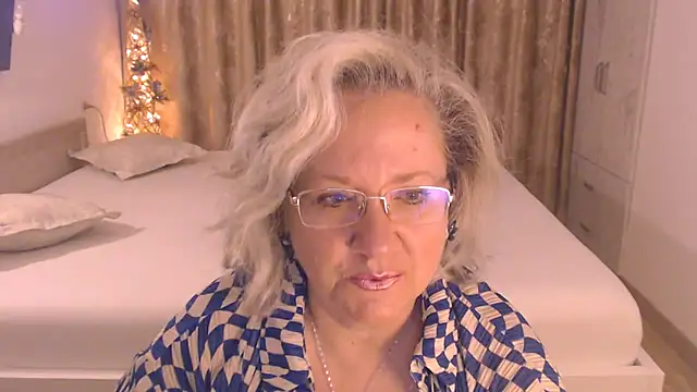 Raisshy online show from July 14, 2026, 2:05 am