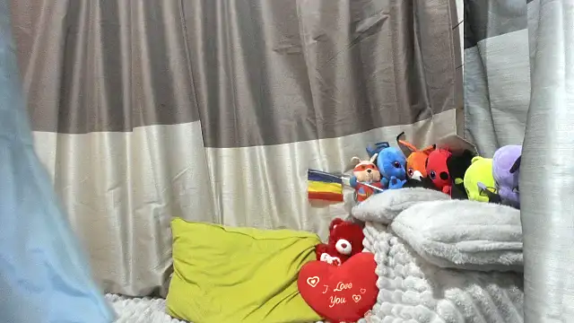 jessystarr online show from December 4, 2025, 7:00 pm