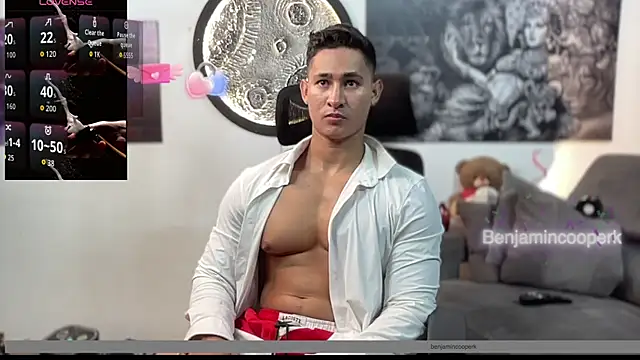 BenjaminCooperk online show from November 13, 2025, 4:55 am