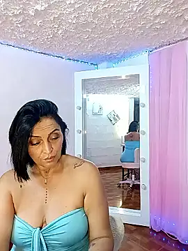 zullyxhot online show from January 9, 2026, 10:11 pm