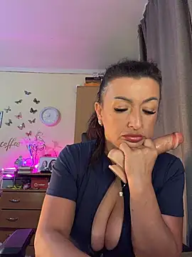 Hotangel75 online show from June 17, 2026, 5:54 am