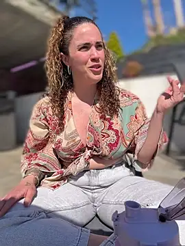 Clara-xoxo online show from March 24, 2026, 1:38 pm