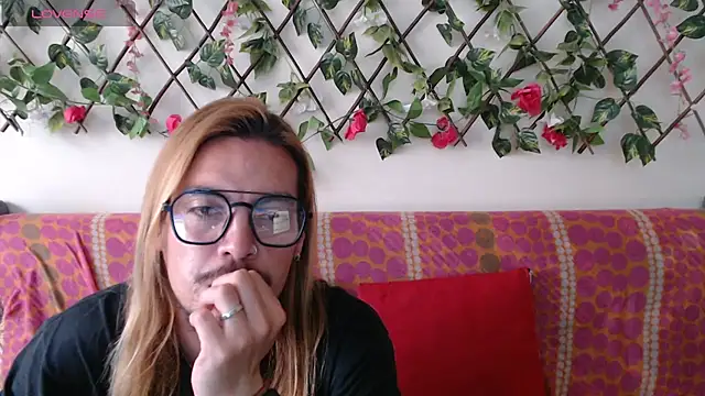 Jack Emily1 online show from May 22, 2026, 8:25 pm