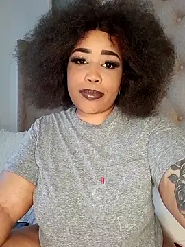 Snapshot of CAMMII_ chatting on March 13, 2025, 11:19 am CAMMII online show from March 13, 2025, 11:19 am