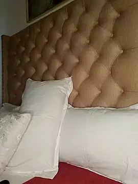 Snapshot of CAMMII_ chatting on September 25, 2025, 11:03 am CAMMII online show from September 25, 2025, 11:03 am