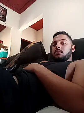 AzureKnee online show from April 2, 2026, 12:03 pm