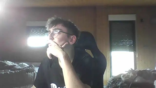 Troycm online show from December 5, 2025, 3:30 pm