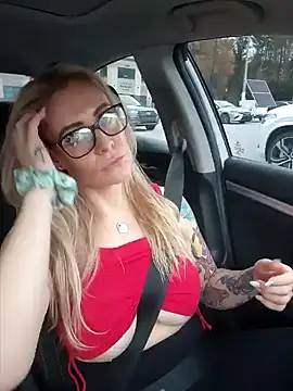 HollyTattoo online show from December 8, 2024, 10:14 pm