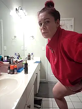 HollyTattoo online show from February 12, 2026, 2:56 pm