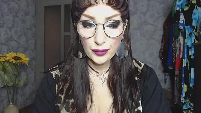 Aziza1 online show from March 1, 2026, 1:13 pm