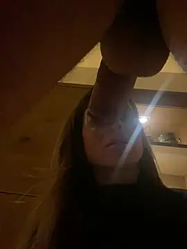 Snapshot of Etwas_neugierig chatting on January 9, 2025, 5:22 pm Etwas neugierig online show from January 9, 2025, 5:22 pm