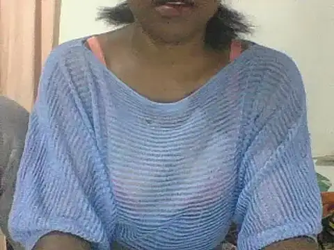 Hamie sexy online show from October 18, 2025, 3:13 pm