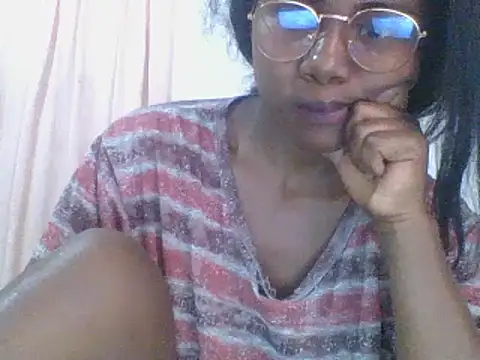 Hamie sexy online show from October 21, 2025, 7:31 am