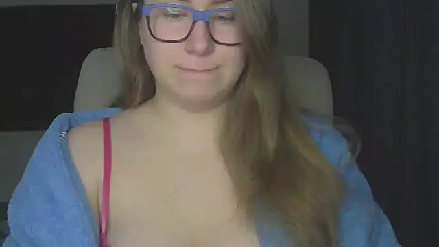 SeasonalSomeone online show from March 25, 2026, 5:02 am