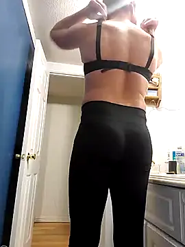 MaddyC6992 online show from February 8, 2025, 12:49 am